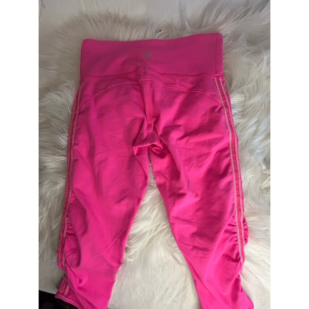 Lululemon Women's Size 4 Pink Leggings Ruched Sides Bright Pink GUC